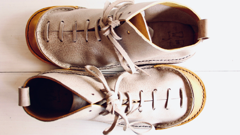 アラスカレザーで作られた概念を超えた革靴